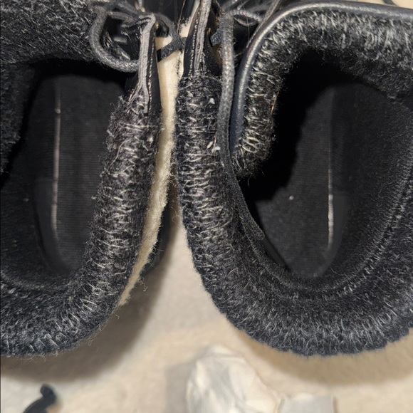 Women's Black and Cream Ankle Boots Sz 9 worn only once! - Picture 6 of 6